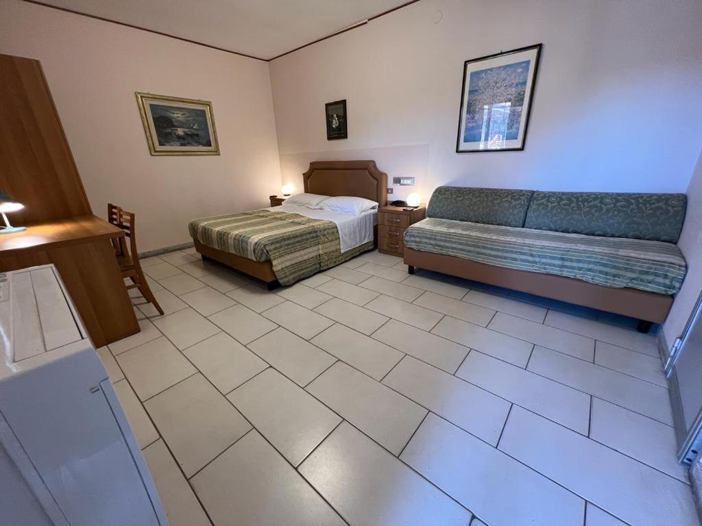 Hotel Mare Pineta บารี ภายนอก รูปภาพ